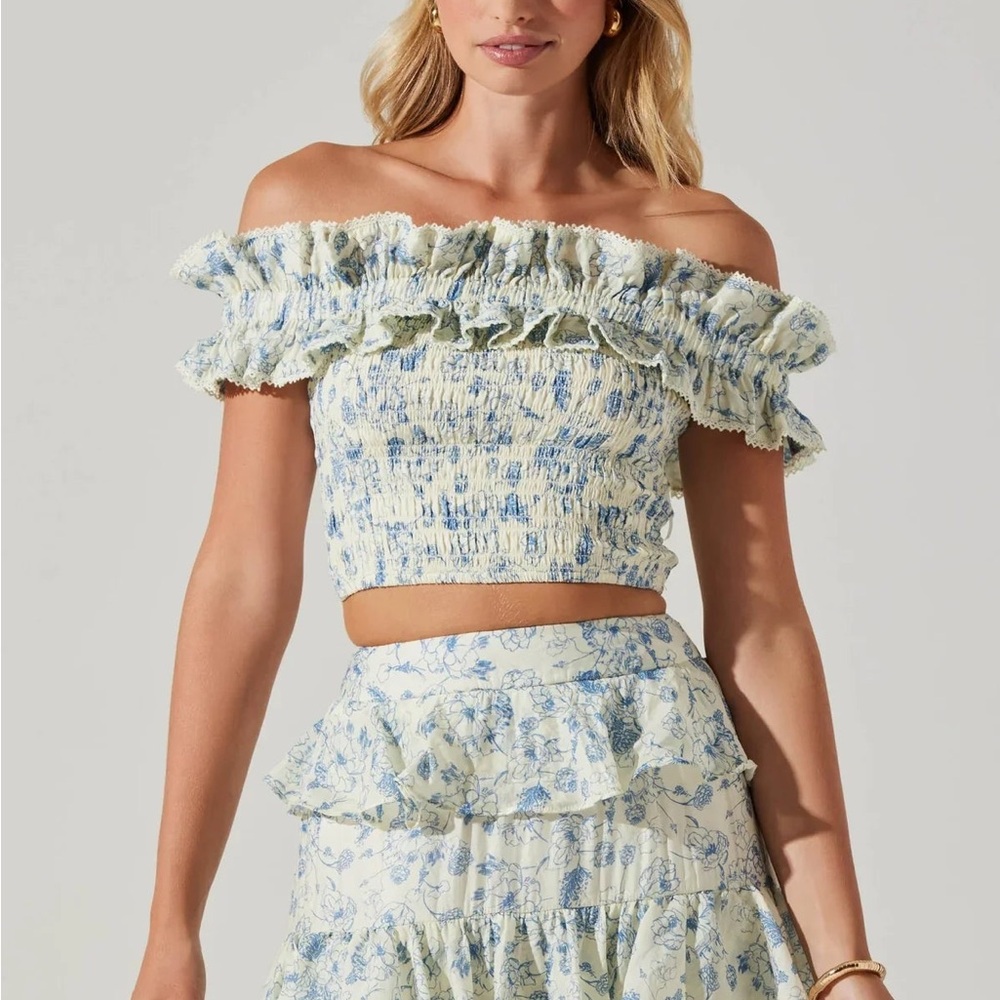 ASTR THE LABEL FOUFETTE TOP